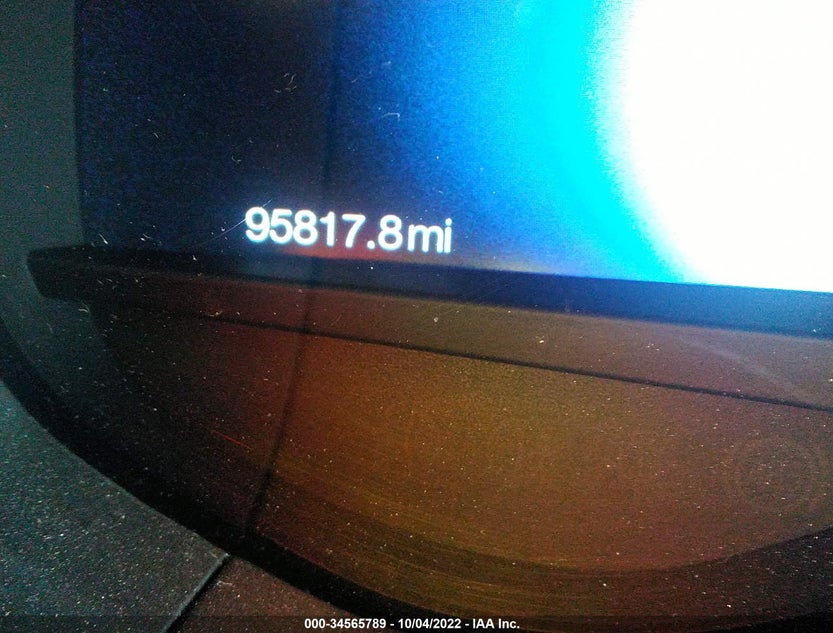 3FA6P0LU8KR205403