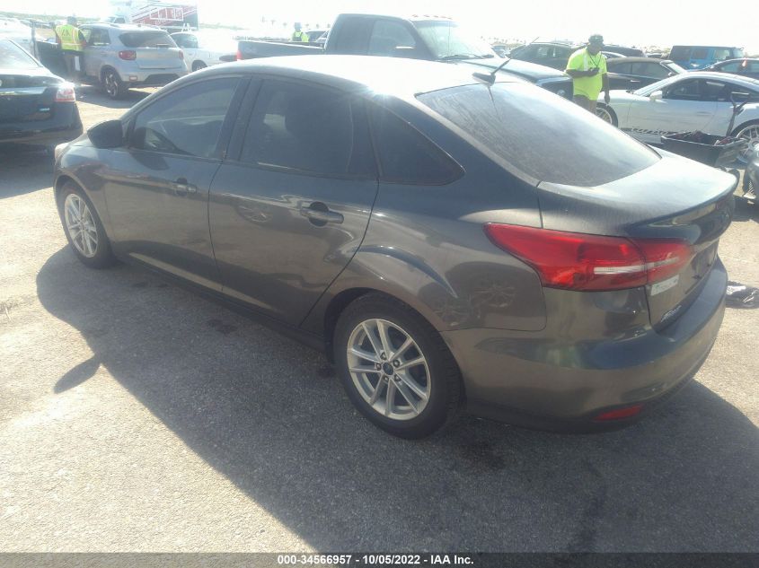 1FADP3F29JL256568 2018 Ford Focus Se