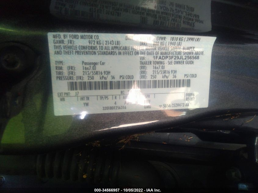 1FADP3F29JL256568 2018 Ford Focus Se