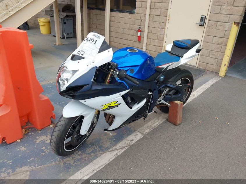 JS1GR7MA6B2101609 2011 Suzuki Gsx750