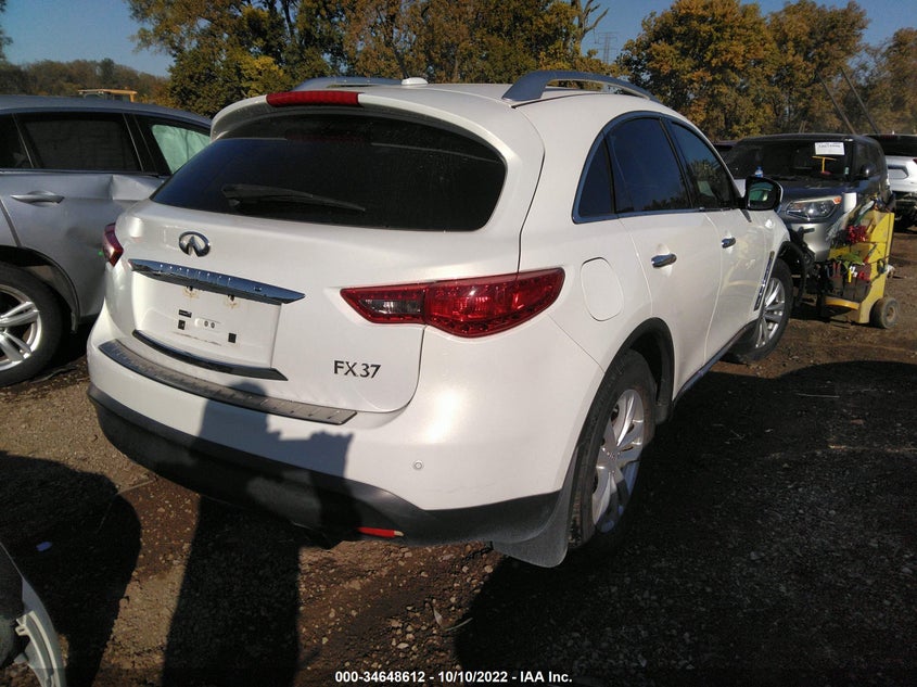 2013 INFINITI FX37 JN8CS1MW2DM171220