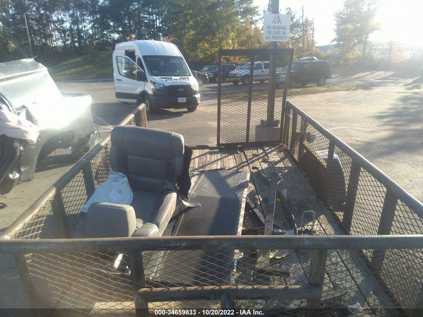 17XFP101121022153 2002   photo no. 5