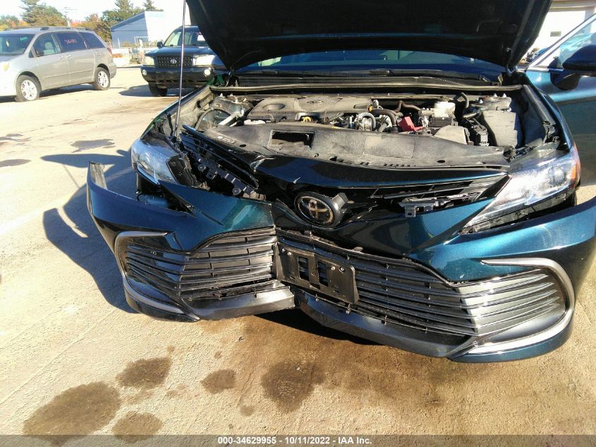 4T1C11BK9MU027819 2021 Toyota Camry Le Awd