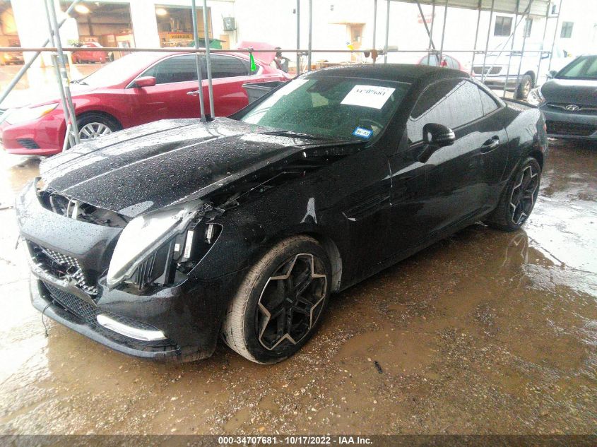 VIN WDDPK3JA8GF123625 2016 Mercedes-Benz SLK-Class,... no.2