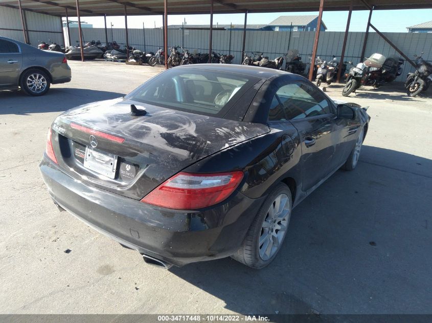 VIN WDDPK3JAXGF123500 2016 Mercedes-Benz SLK-Class,... no.4