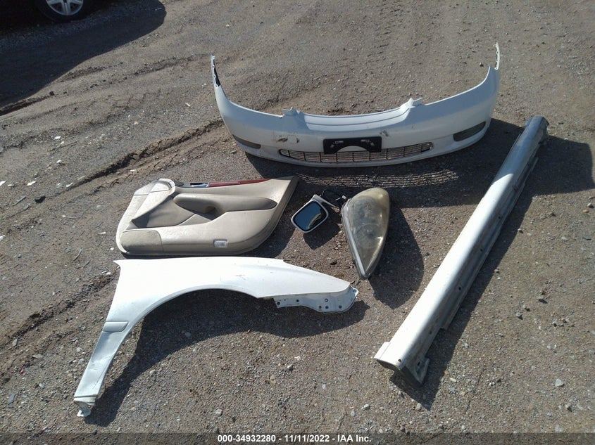 2002 Lexus Es 300 Base (A4) VIN: JTHBF30G220061440 Lot: 34932280