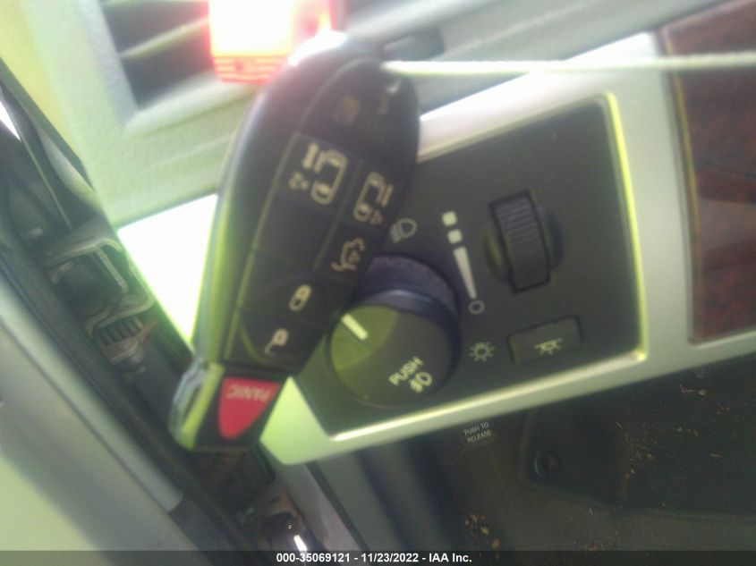 2010 Chrysler Town & Country Touring VIN: 2A4RR5D14AR413022 Lot: 35069121