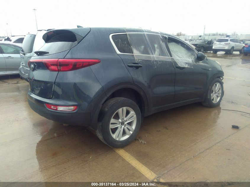 VIN KNDPMCAC1J7486694 2018 KIA Sportage, LX no.4