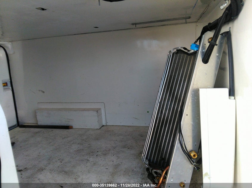 2018 Ford Transit-250 VIN: 1FTYR1YM7JKA99329 Lot: 35139662