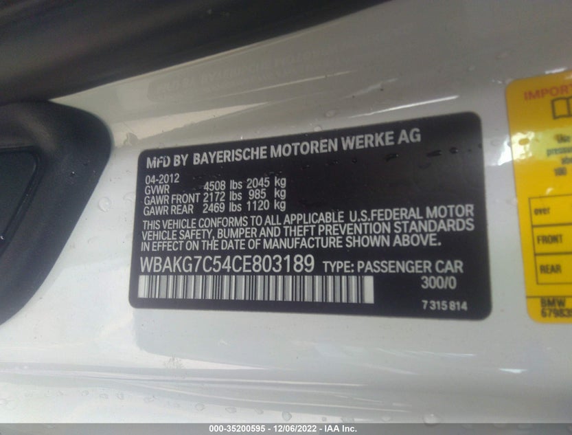 WBAKG7C54CE803189