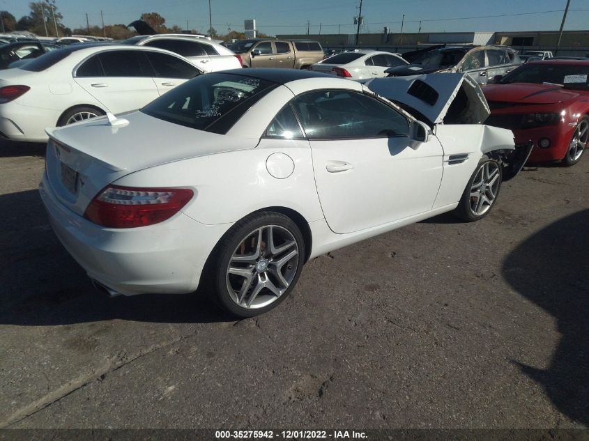 VIN WDDPK4HA2EF085401 2014 Mercedes-Benz SLK-Class,... no.4