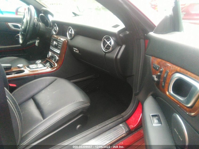 VIN WDDPK3JA1GF122851 2016 Mercedes-Benz SLK-Class,... no.5