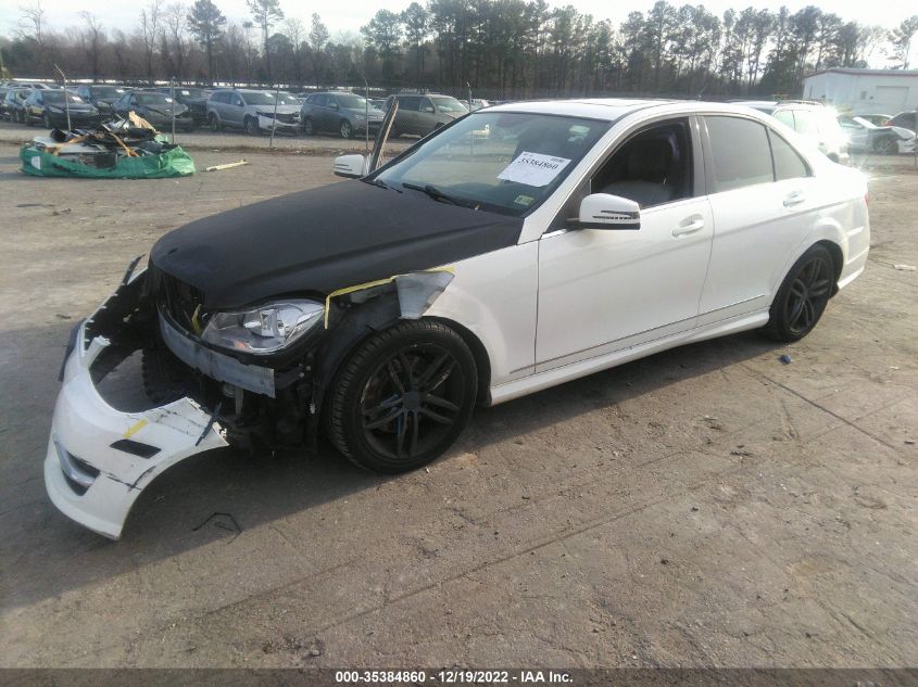 2013 Mercedes-Benz C 300 Sport 4Matic/Luxury 4Matic VIN: WDDGF8AB1DA842850 Lot: 35384860