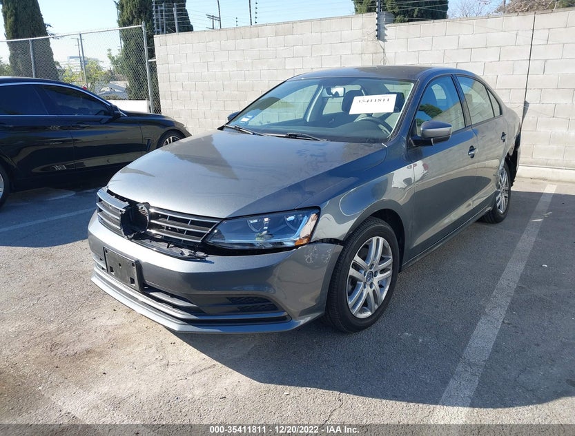 3VW2B7AJ1JM212145
