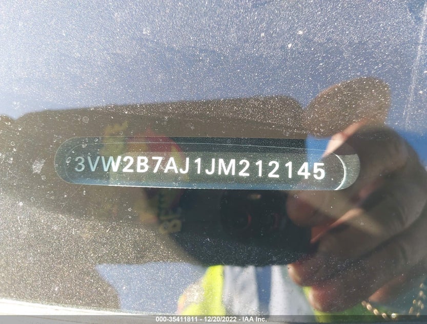 3VW2B7AJ1JM212145