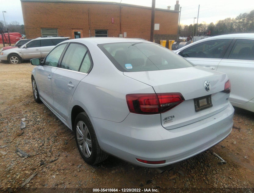 3VW2B7AJ1HM391748
