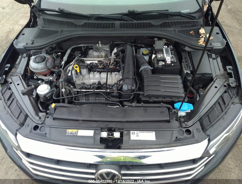 3VWCB7BU9KM171648