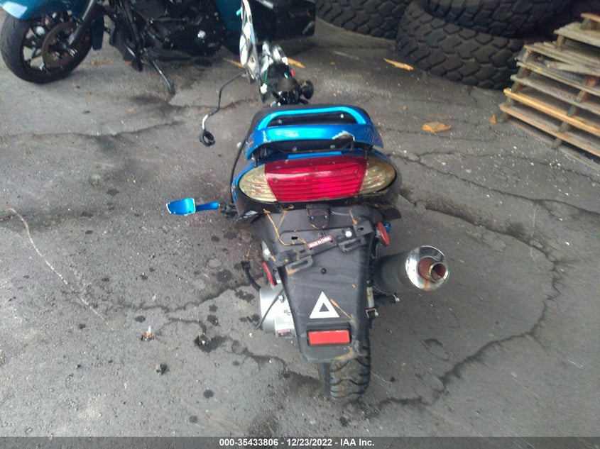 VIN: LL0TCKPM7MG001447 2021 YNGF 150CC SCOOTER
