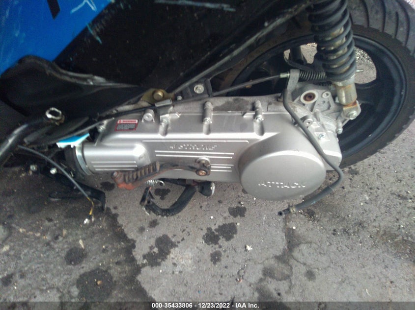 VIN: LL0TCKPM7MG001447 2021 YNGF 150CC SCOOTER