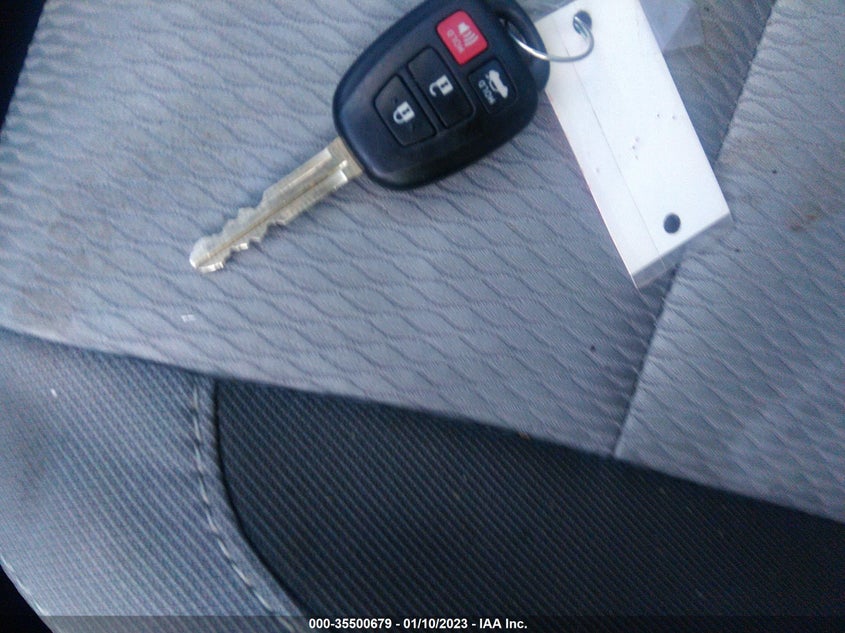 2017 Toyota Corolla L/Le/Xle/Se VIN: 2T1BURHE9HC938033 Lot: 35500679