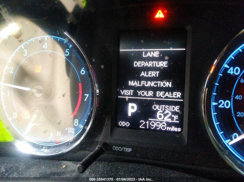 2T1BURHE9HC802243 2017 Toyota Corolla Le