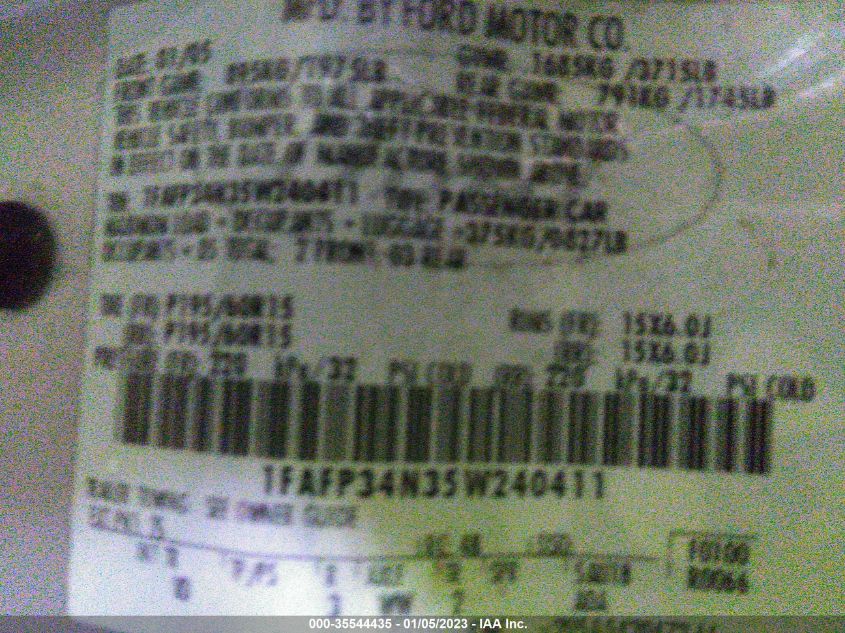 1FAFP34N35W240411 2005 Ford Focus Zx4