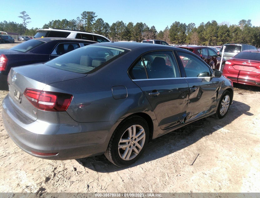 3VW2B7AJ4HM341782