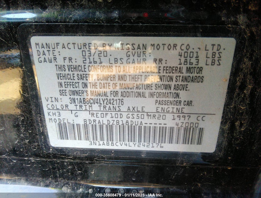 3N1AB8CV4LY242176
