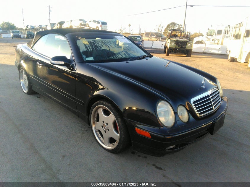 2003 Mercedes-Benz Clk-Class 3.2L VIN: WDBLK65G83T135373 Lot: 35609484