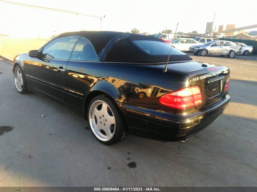 2003 Mercedes-Benz Clk-Class 3.2L VIN: WDBLK65G83T135373 Lot: 35609484