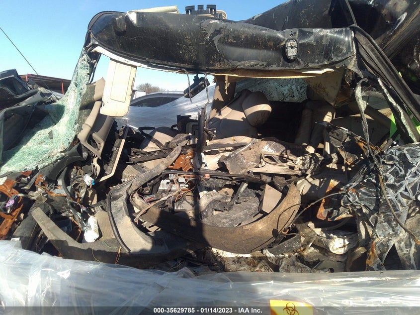 2004 Chevrolet Tahoe Z71 VIN: 1GNEK13Z54R108607 Lot: 35629785