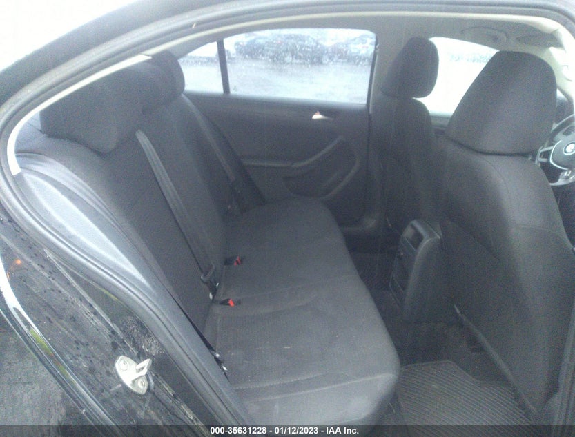 3VW2K7AJ6FM317142
