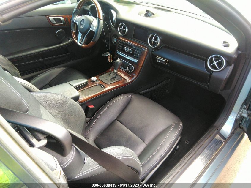 VIN WDDPK4HA5DF055470 2013 Mercedes-Benz SLK-Class,... no.5