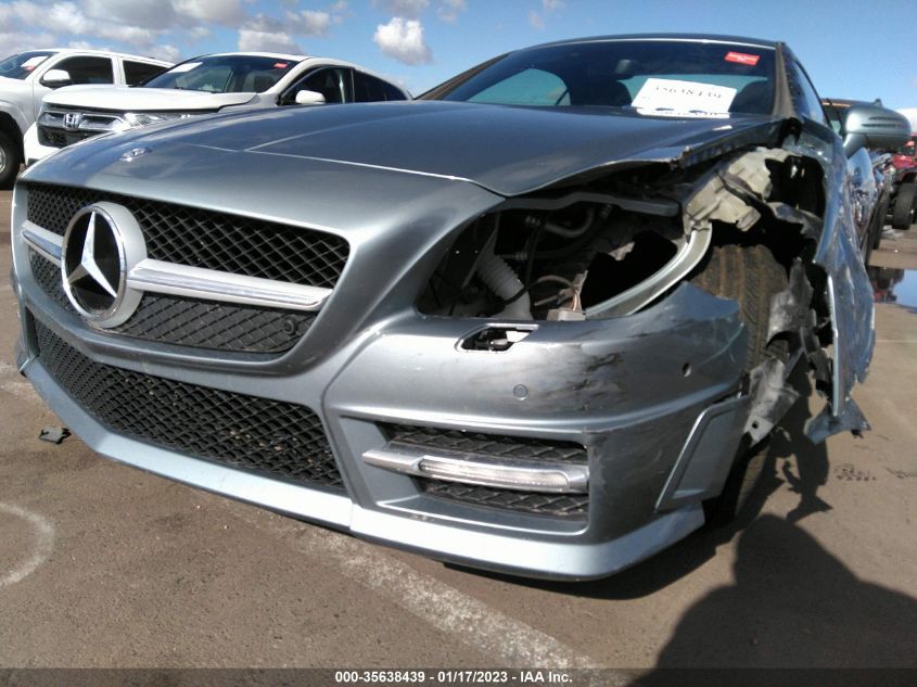 VIN WDDPK4HA5DF055470 2013 Mercedes-Benz SLK-Class,... no.6