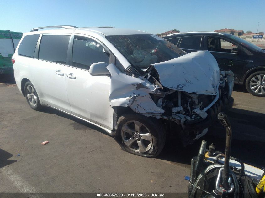 TOYOTA SIENNA LE 8 PASSENGER