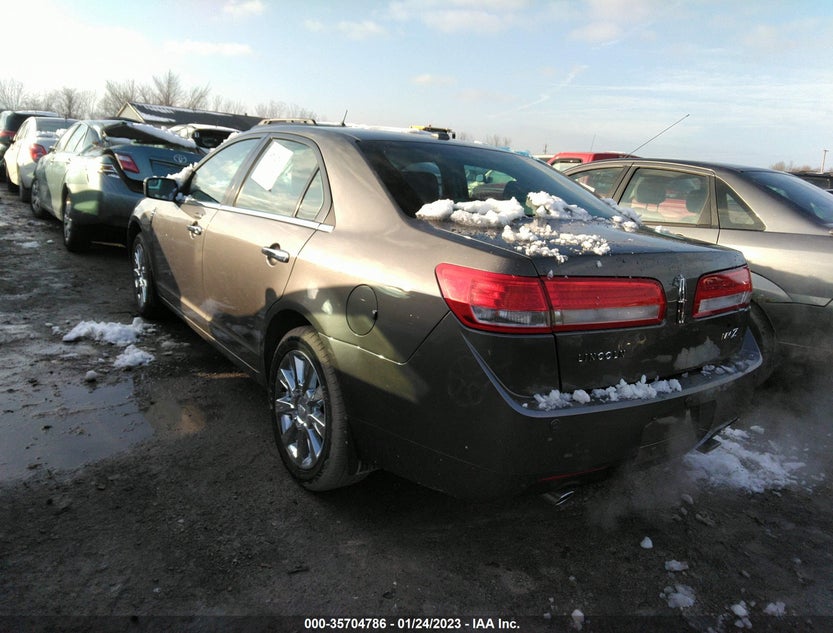 3LNHL2GC9CR815044