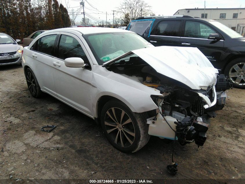 2013 Chrysler 200 Touring VIN: 1C3CCBBG0DN738176 Lot: 35724665