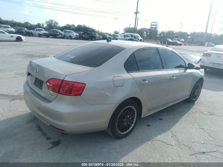 3VWD17AJ3EM249733 2014 Volkswagen Jetta 1.8T Se