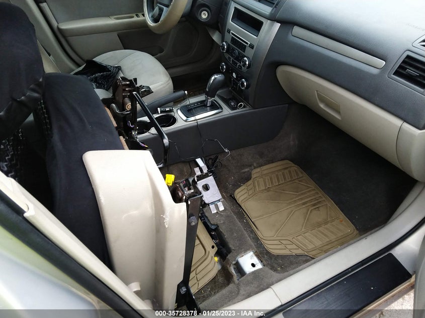 2010 FORD FUSION VIN: 3FAHP0HA4AR404986