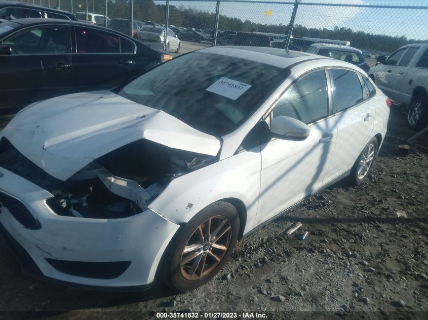 1FADP3F23FL263166 2015 Ford Focus Se