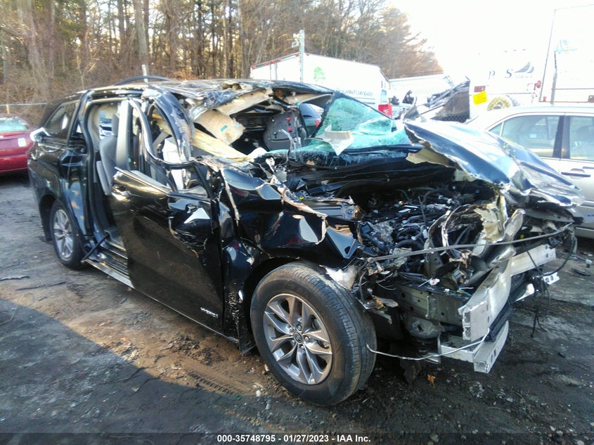 2021 Toyota Sienna Le