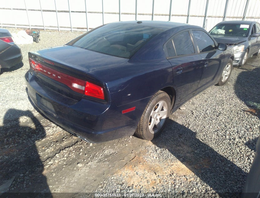 2C3CDXBG8DH563257