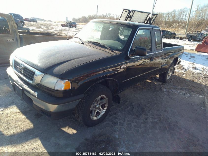 2000 Mazda B3000 Se/Tl VIN: 4F4YR16VXYTM07813 Lot: 35753163