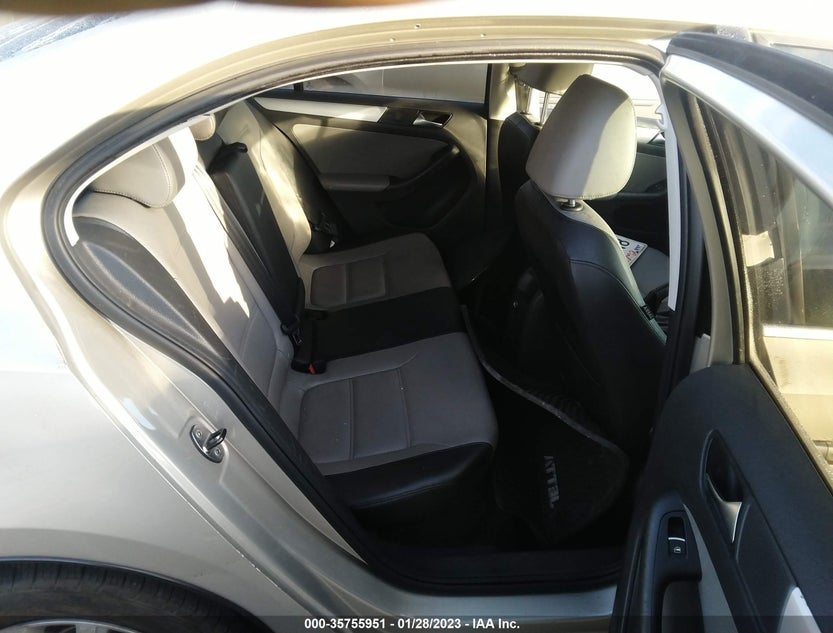 3VW637AJ7DM253088