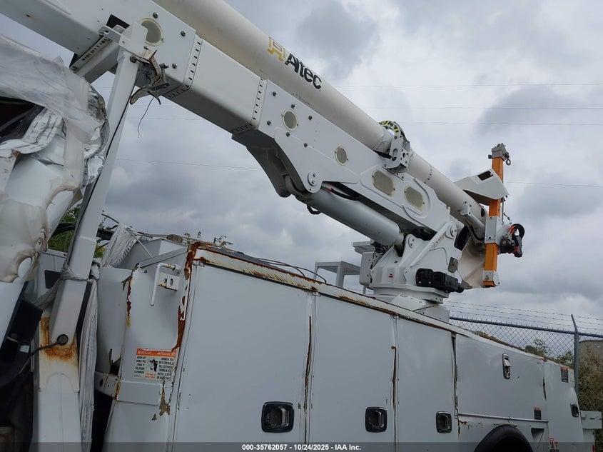 2019 International Hv VIN: 3HAEEMMN3KL367674 Lot: 35762057