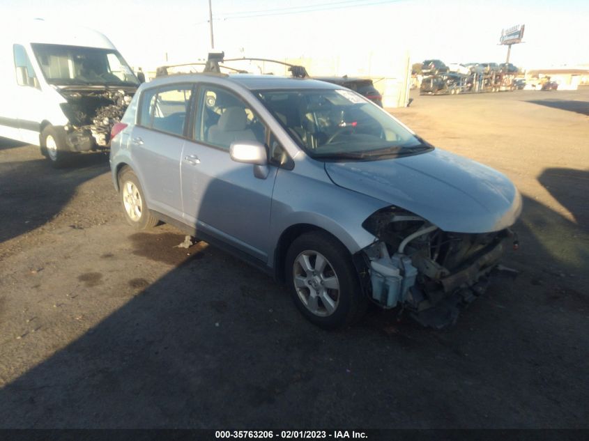 2009 Nissan Versa 1.8S VIN: 3N1BC13EX9L490561 Lot: 35763206