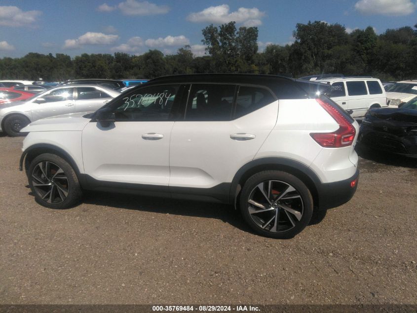 2021 Volvo Xc40 T5 R-Design VIN: YV4162UM9M2437322 Lot: 35769484