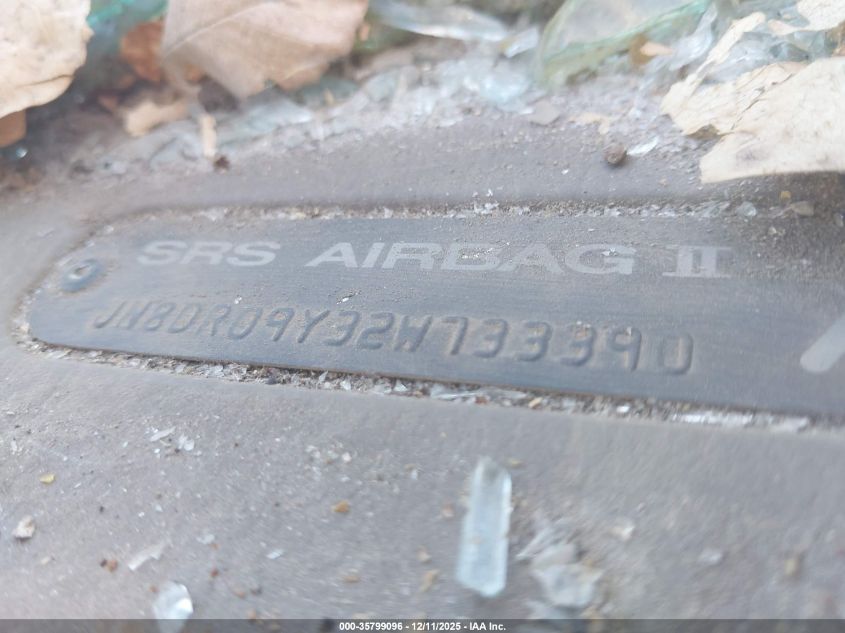 2002 Nissan Pathfinder Se VIN: JN8DR09Y32W733390 Lot: 35799096