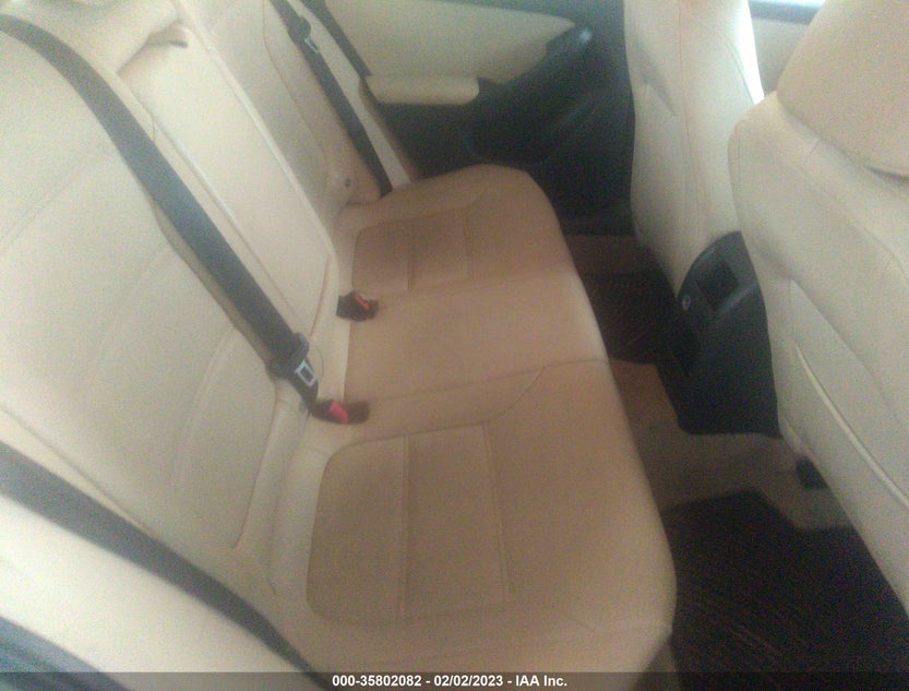 3VW637AJ9EM214259