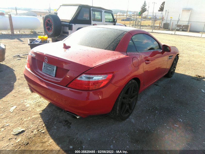 VIN WDDPK4HA3EF077615 2014 Mercedes-Benz SLK-Class,... no.4